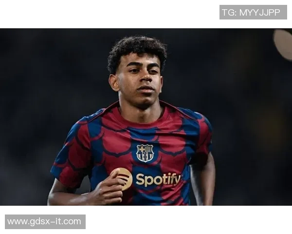 2025年足球十大新兴球星崛起榜单潜力无限的未来之星解析