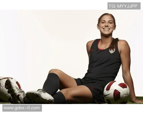 亚洲足坛偶像之最:最受欢迎的足球明星和他们的影响力解析 亚洲足坛偶像之最:最受欢迎的足球明星和他们的影响力解析