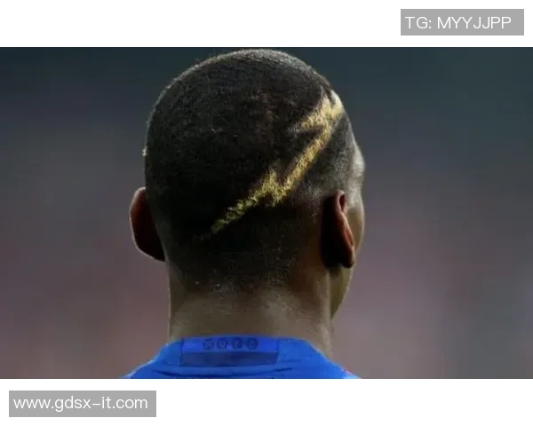 揭秘足球球星背后的发型师是谁 揭开明星发型的秘密与故事 揭秘足球球星背后的发型师是谁 揭开明星发型的秘密与故事