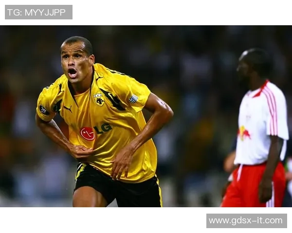 最具光环效应的足球巨星是谁 全球足坛传奇人物的荣耀与成就解析