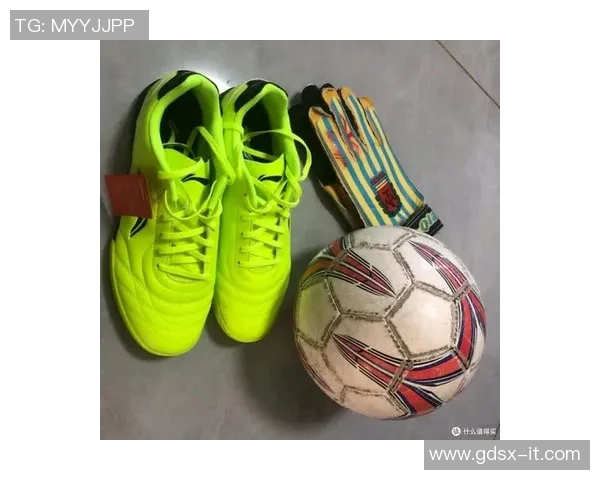 穿TF足球鞋的球星们如何在比赛中展现卓越的技术与实力